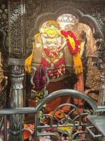 HH Swamiji at Shri Kaalabhairava Temple, Varanasi (25.03.2025)